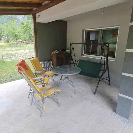 Mm Boracko Jezero Vila