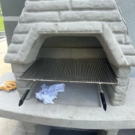 Mm Boracko Jezero Vila Konjic